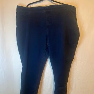 NEW Women's Plus-size Jeggings, Size 5X